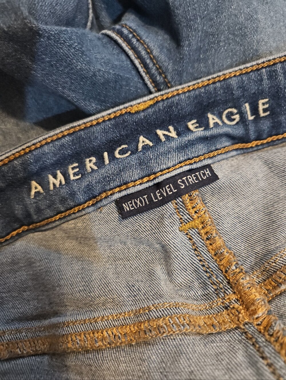 American Eagle | Distressed High Rise Jegging | Size 16 LONG - Picture 2 of 5